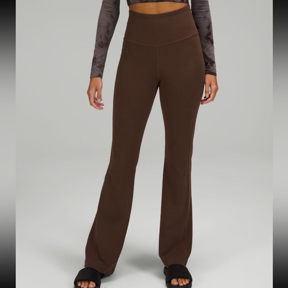 Lululemon Groove Super-High-Rise Flared Pant